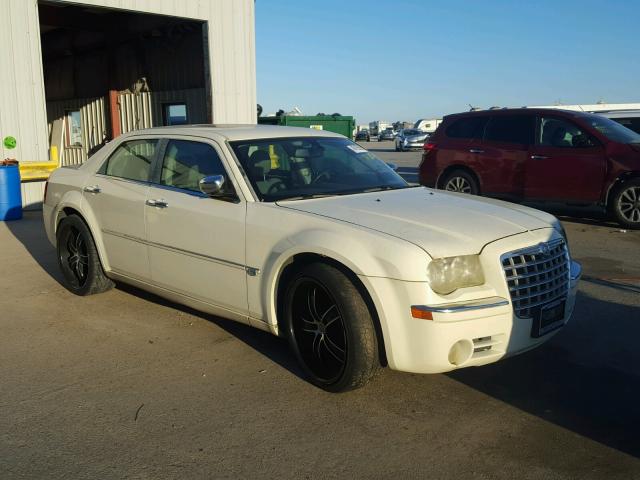 2C3KA63H56H189859 - 2006 CHRYSLER 300C CREAM photo 1