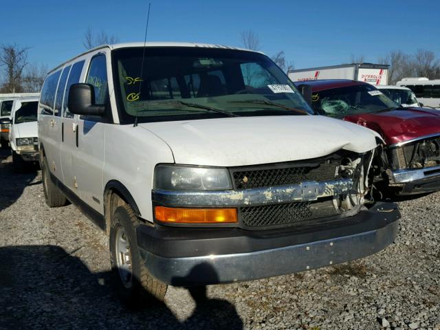 1GAHG39UX51254962 - 2005 CHEVROLET EXPRESS G3 WHITE photo 1