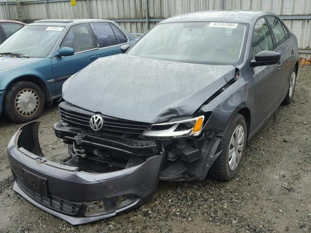 3VW2K7AJ3DM295971 - 2013 VOLKSWAGEN JETTA BASE GRAY photo 2