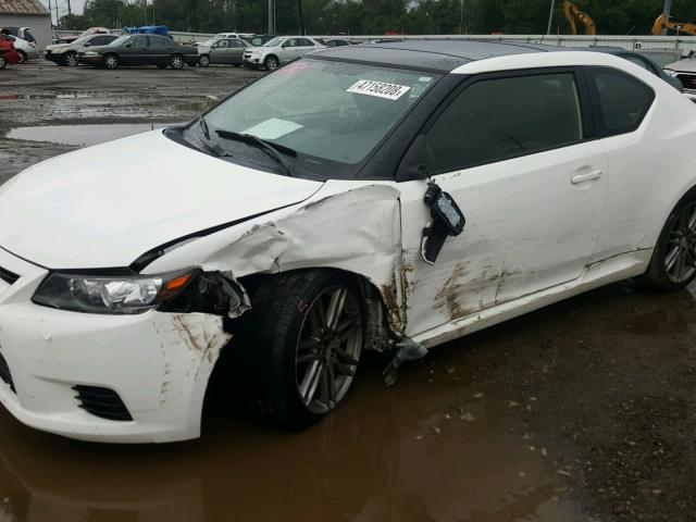 JTKJF5C77D3059987 - 2013 TOYOTA SCION TC 白色 照片 9
