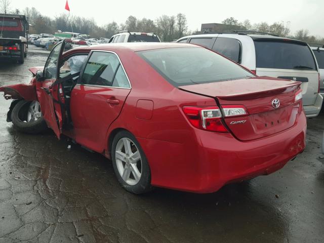 4T1BF1FK8CU508795 - 2012 TOYOTA CAMRY BASE RED photo 3