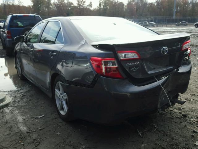 4T1BF1FK6CU174749 - 2012 TOYOTA CAMRY BASE GRAY photo 3