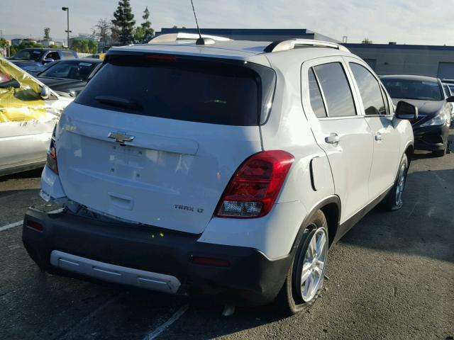 3GNCJLSB4GL255054 - 2016 CHEVROLET TRAX 1LT WHITE photo 4