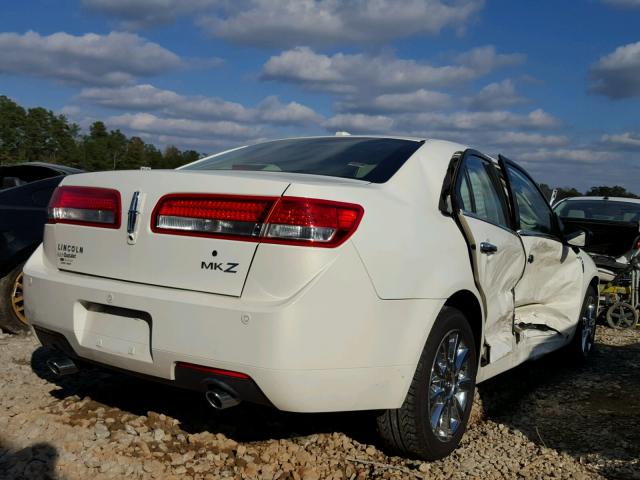 3LNHL2GC8CR830814 - 2012 LINCOLN MKZ WHITE photo 4