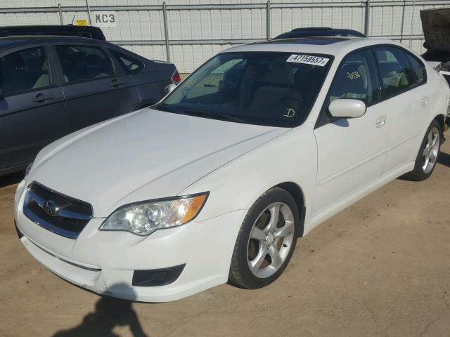 4S3BL616897232582 - 2009 SUBARU LEGACY 2.5 WHITE photo 2