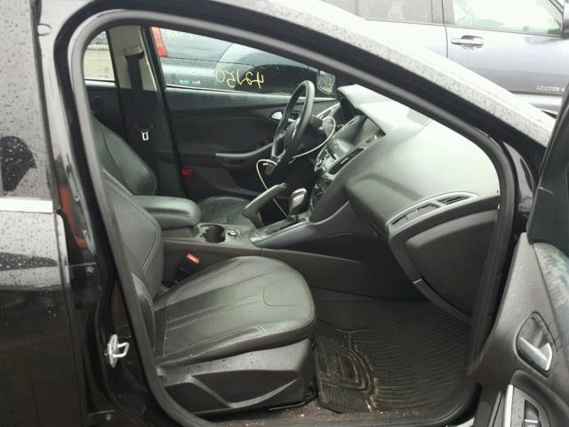 1FADP3J24EL141633 - 2014 FORD FOCUS TITA BLACK photo 5