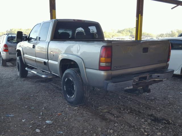 1GCHC29U01E222151 - 2001 CHEVROLET SILVERADO SILVER photo 3