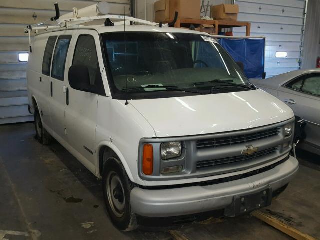 1GCFG25W111143792 - 2001 CHEVROLET EXPRESS G2 WHITE photo 1