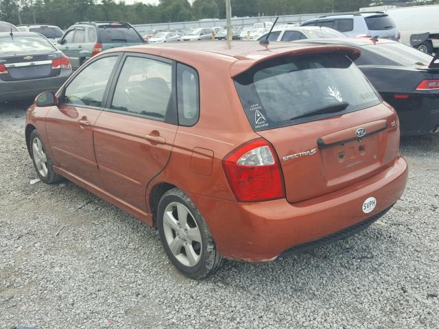 KNAFE161685015969 - 2008 KIA SPECTRA5 5 ORANGE photo 3