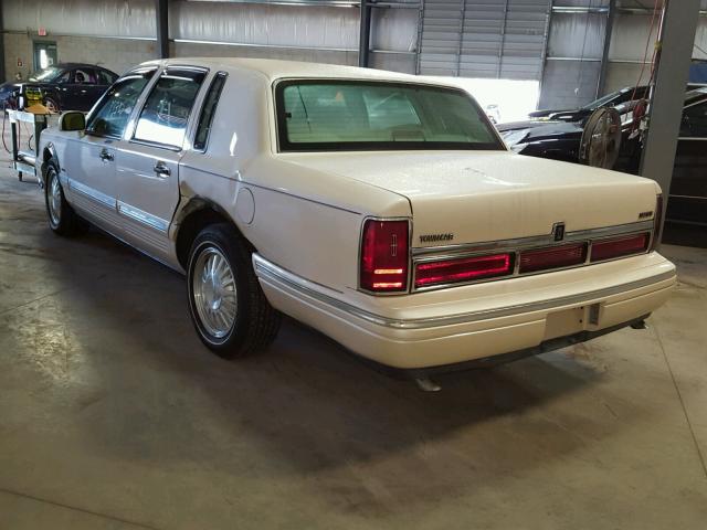 1LNLM83W2TY614128 - 1996 LINCOLN TOWN CAR C BEIGE photo 3