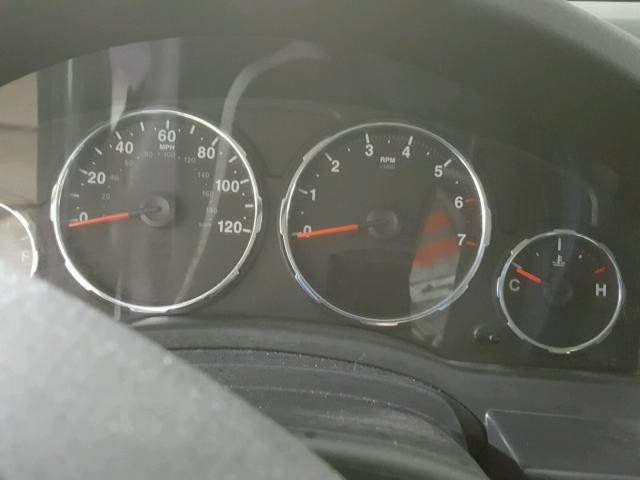 1J8GN28K79W521124 - 2009 JEEP LIBERTY SP SILVER photo 8