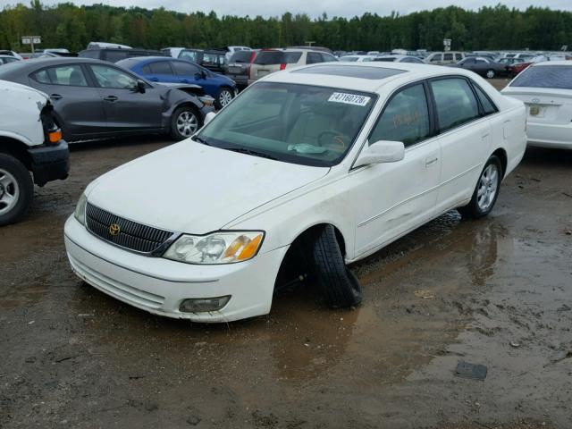 4T1BF28B42U250700 - 2002 TOYOTA AVALON XL WHITE photo 2