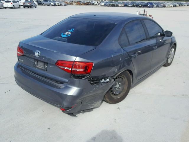 3VW2K7AJ6FM284255 - 2015 VOLKSWAGEN JETTA BASE GRAY photo 4