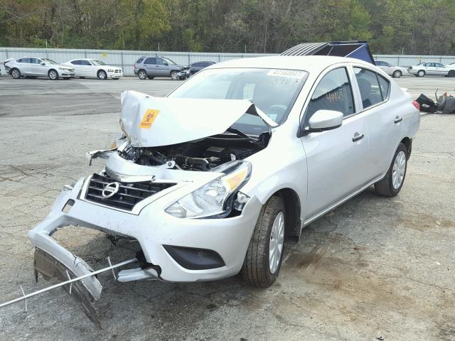 3N1CN7AP0GL883987 - 2016 NISSAN VERSA S SILVER photo 2