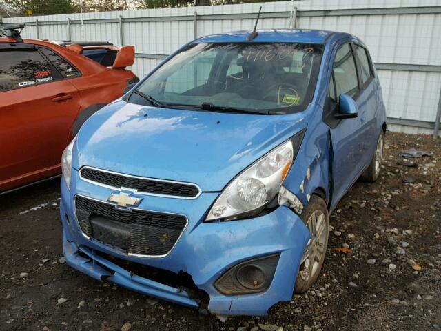 KL8CD6S94DC503527 - 2013 CHEVROLET SPARK 1LT BLUE photo 2