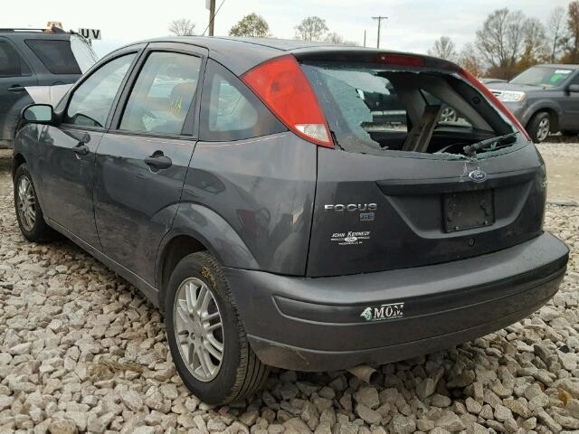 3FAFP37N85R119582 - 2005 FORD FOCUS ZX5 SILVER photo 3