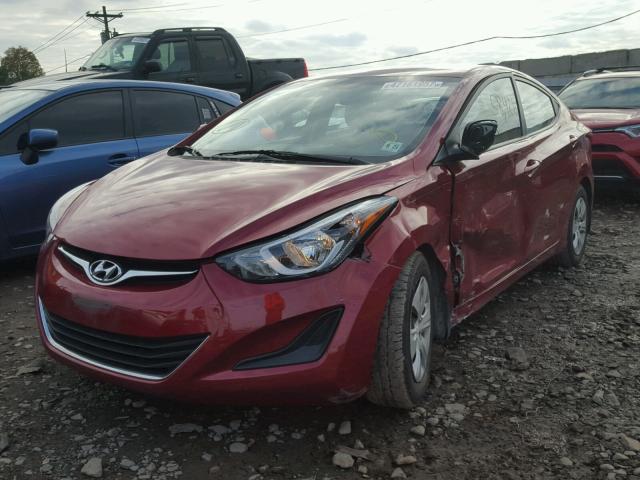 5NPDH4AE2GH721655 - 2016 HYUNDAI ELANTRA SE RED photo 2