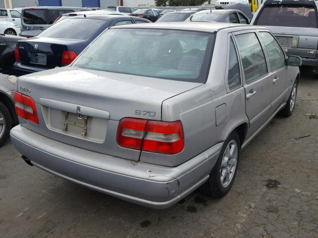 YV1LS55AXX3573268 - 1999 VOLVO S70 SILVER photo 4