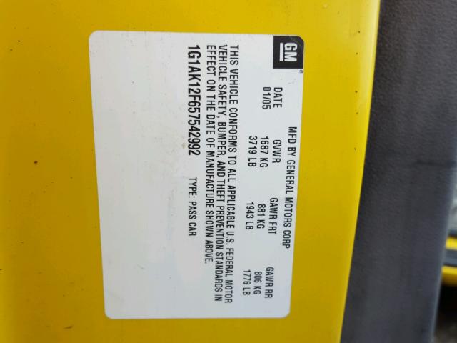 1G1AK12F657542992 - 2005 CHEVROLET COBALT YELLOW photo 10