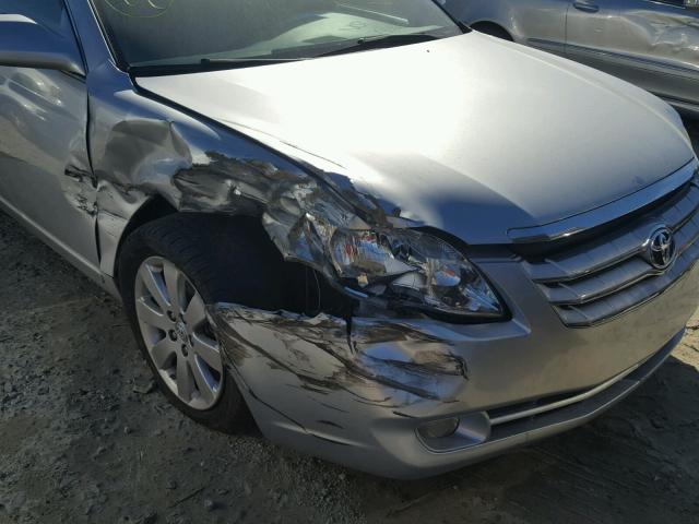 4T1BK36B47U198321 - 2007 TOYOTA AVALON XL SILVER photo 9