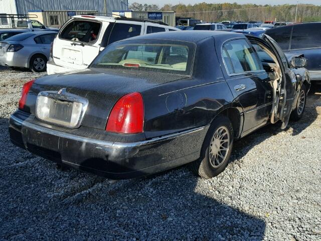 1LNHM82W62Y609049 - 2002 LINCOLN TOWN CAR S BLACK photo 4