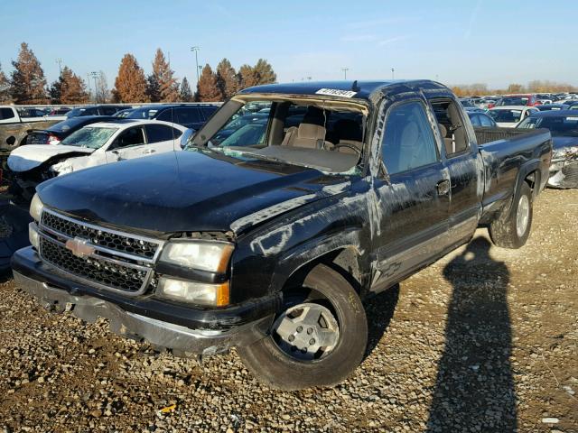 1GCEK19Z86E183604 - 2006 CHEVROLET SILVERADO BLACK photo 2