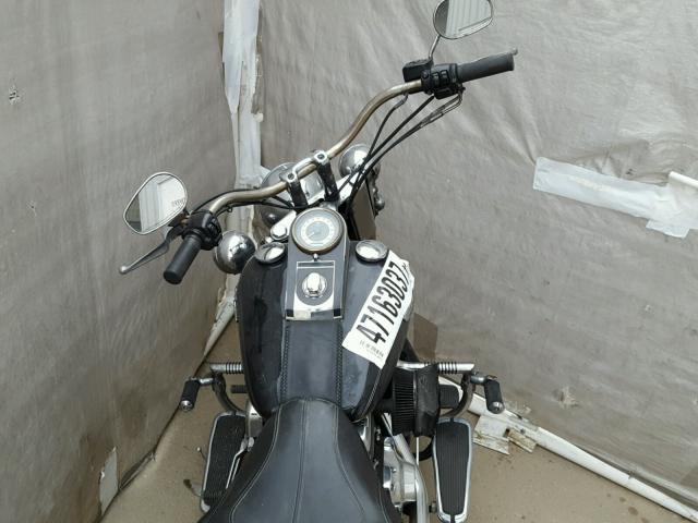 1HD1JD516BB046920 - 2011 HARLEY-DAVIDSON FLSTN BLACK photo 5