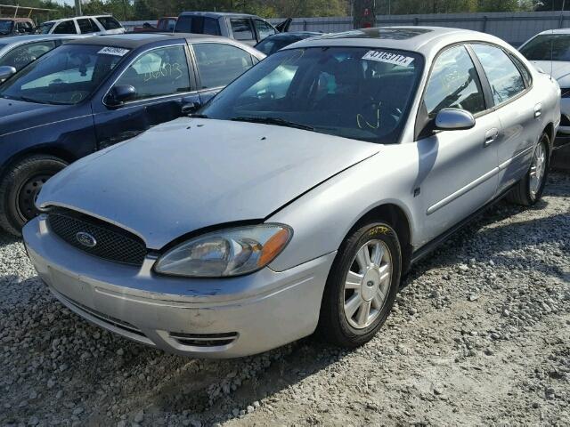 1FAFP56S94A164431 - 2004 FORD TAURUS SEL SILVER photo 2