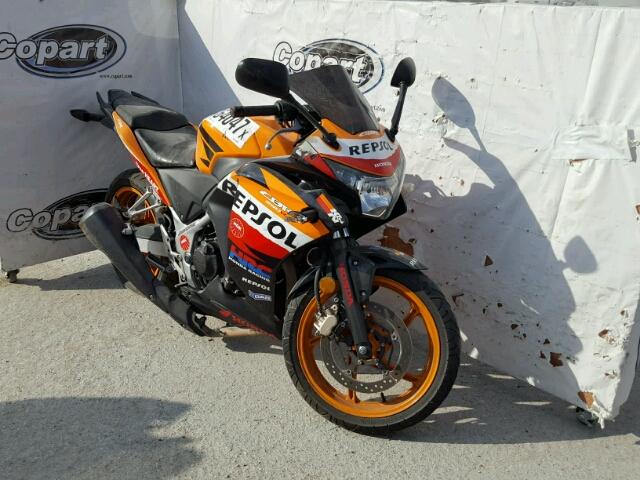 MLHMC4104D5302945 - 2013 HONDA CBR250 R ORANGE photo 1