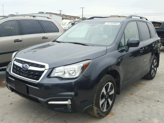 JF2SJAGC9HH481599 - 2017 SUBARU FORESTER 2 GRAY photo 2