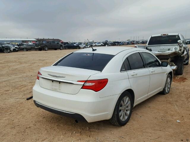 1C3BC1FB2BN511413 - 2011 CHRYSLER 200 TOURIN WHITE photo 4