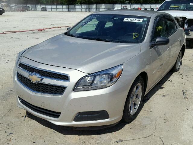 1G11B5SA9DF338929 - 2013 CHEVROLET MALIBU LS ვერცხლისფერი ფოტო 2