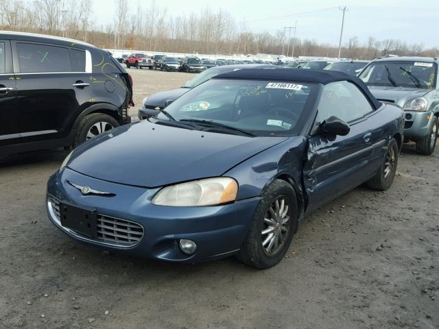 1C3EL65R62N114232 - 2002 CHRYSLER SEBRING LI BLUE photo 2