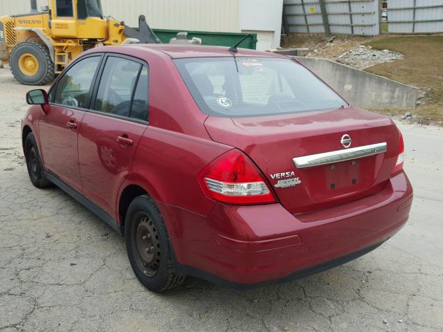 3N1BC11E49L402266 - 2009 NISSAN VERSA S RED photo 3