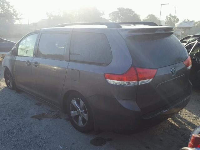 5TDKK3DC2BS047572 - 2011 TOYOTA SIENNA LE GRAY photo 3