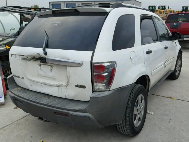 2CNDL13F156039219 - 2005 CHEVROLET EQUINOX LS WHITE photo 4