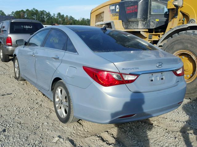 5NPEC4AC5CH443815 - 2012 HYUNDAI SONATA SE SILVER photo 3