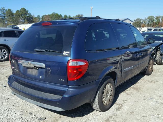 2C4GP44R35R227447 - 2005 CHRYSLER TOWN & COU BLUE photo 4