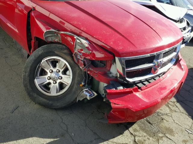 1D7HE48N28S626232 - 2008 DODGE DAKOTA QUA RED photo 9