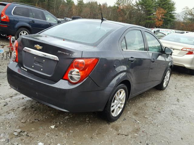 1G1JC5SH5C4224852 - 2012 CHEVROLET SONIC LT GRAY photo 4