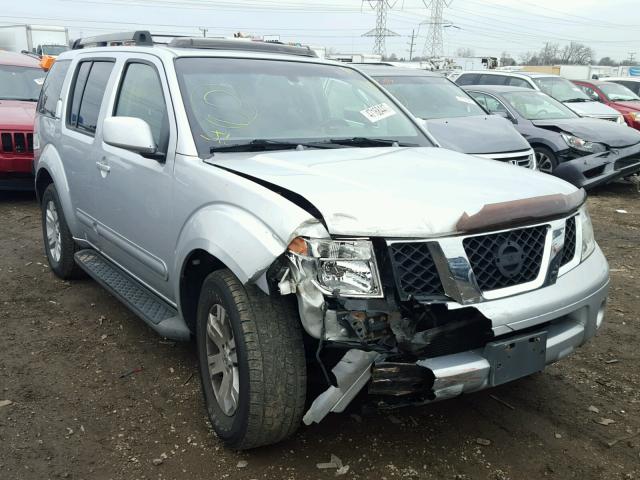 5N1AR18W37C604946 - 2007 NISSAN PATHFINDER SILVER photo 1