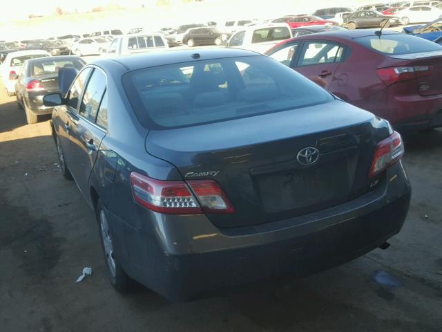 4T1BF3EK8BU180807 - 2011 TOYOTA CAMRY BASE GRAY photo 3