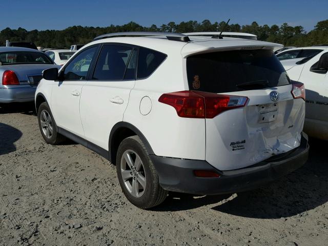 2T3WFREV5FW161546 - 2015 TOYOTA RAV4 XLE WHITE photo 3