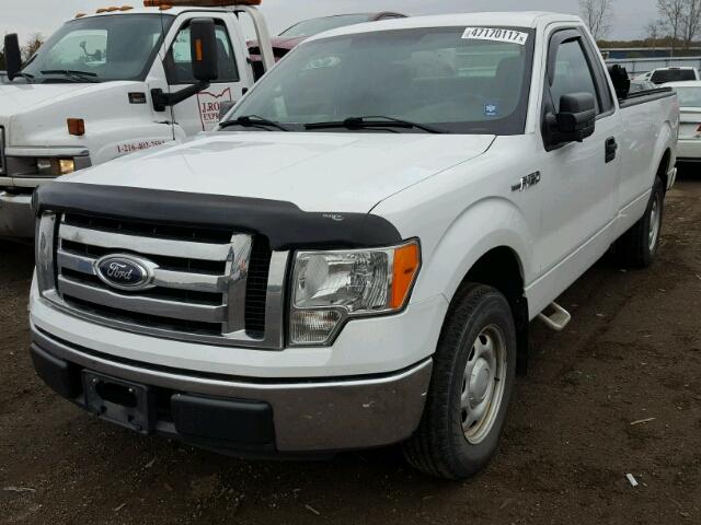 1FTNF1CF6CKD80495 - 2012 FORD F150 WHITE photo 2