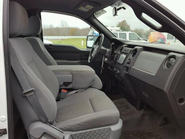 1FTNF1CF6CKD80495 - 2012 FORD F150 Biały zdjęcie 5