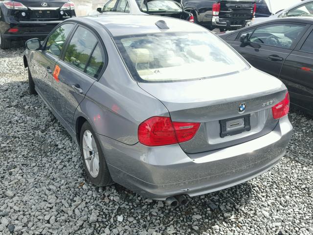 WBAPH7G55ANM48432 - 2010 BMW 328 GRAY photo 3