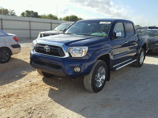 5TFJU4GN8FX077751 - 2015 TOYOTA TACOMA DOU BLUE photo 2