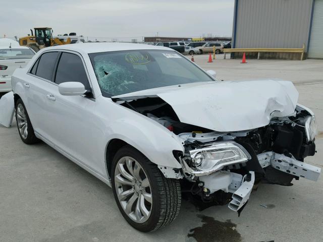 2C3CCAAG4HH599602 - 2017 CHRYSLER 300 LIMITE WHITE photo 1