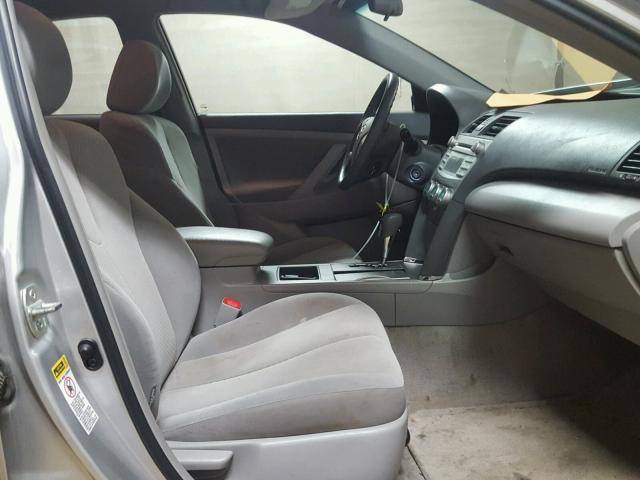 4T1BE46K79U284982 - 2009 TOYOTA CAMRY BASE ვერცხლისფერი ფოტო 5