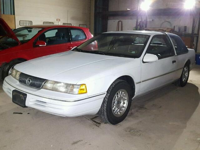 1MEPM6247PH600854 - 1993 MERCURY COUGAR XR7 WHITE photo 2